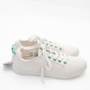 Vionic Beach Stinson White Canvas Lace Up Sneakers‎